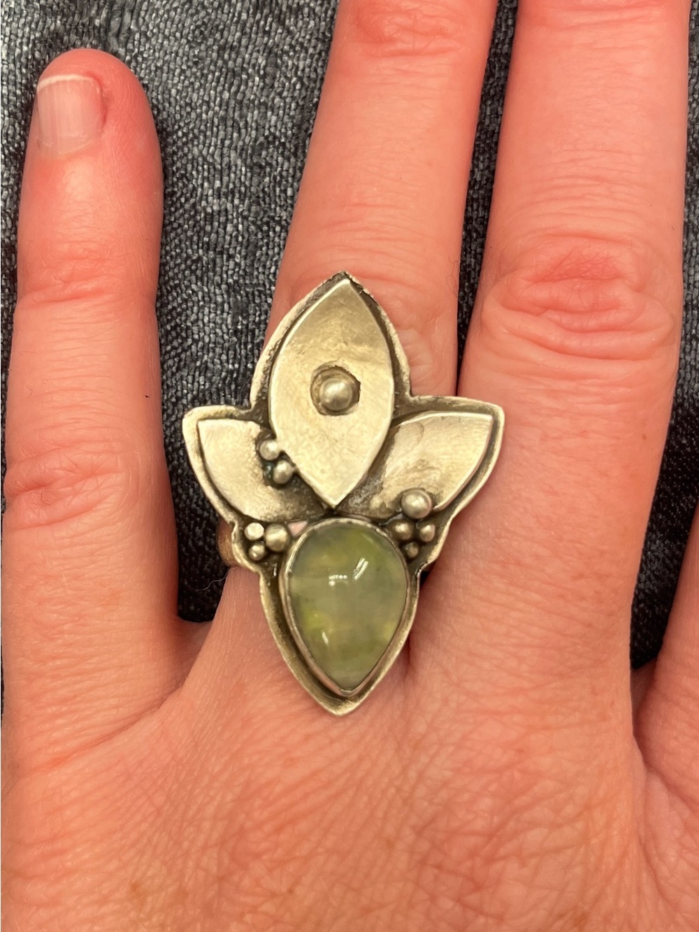 Artisan Floral Teardrop Green Stone Ring in Silver-Tone